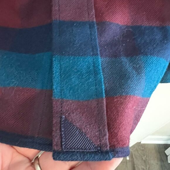 UNTUCKit Mens Shirt Long Sleeves Button Up Wrinkle Free Plaid Blue Red Size 3XL - Picture 7 of 11